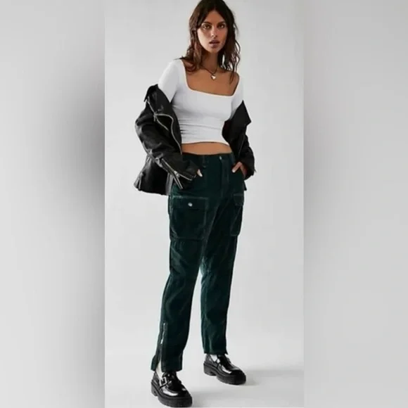 NWOT We The Free The London Calling Low Rise Tapered Leg Corduroy Pants - Picture 1 of 6